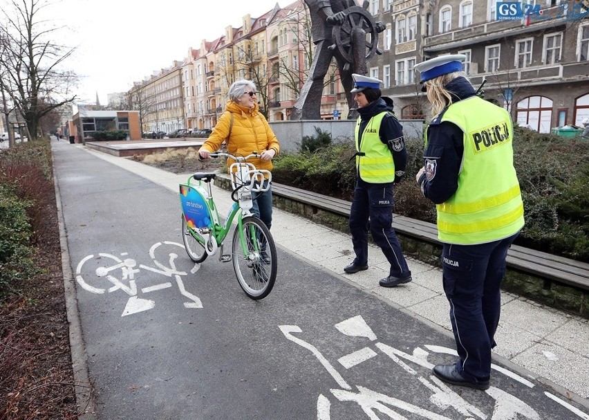 Rowerowy Dzień Wiosny. Odblaski i prezenty dla cyklistów [wideo]