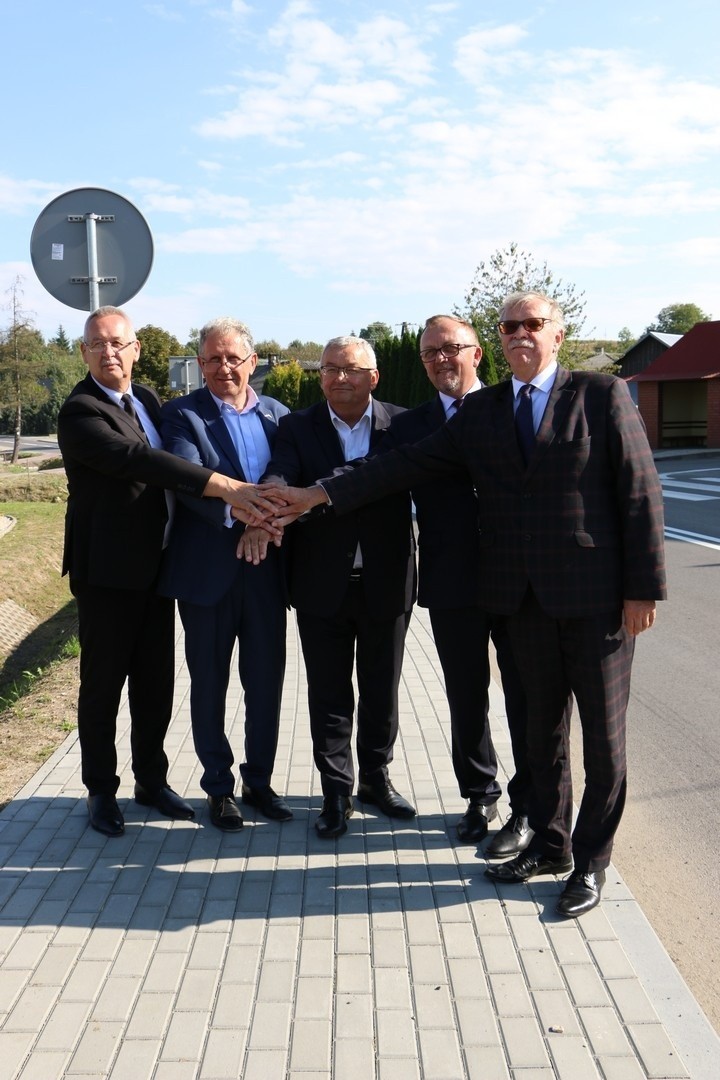 Przebudowana droga powiatowa Kidałowice – Rokietnica oficjalnie odebrana [ZDJĘCIA]