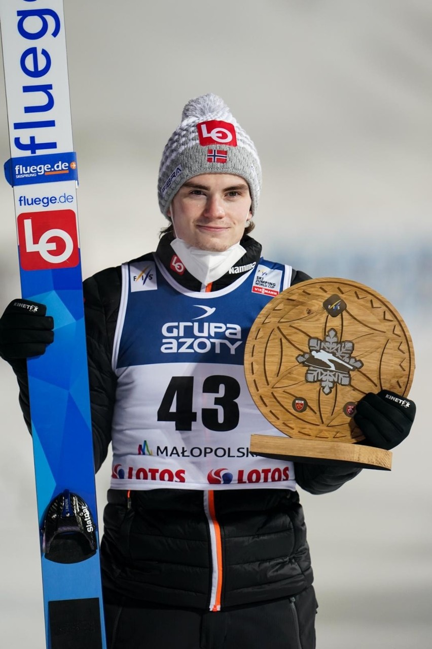 W niedzielę 17.01 w Zakopanem wygrał Marius Lindvik