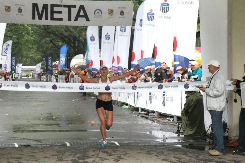 Maraton Wrocław 2013 - [WYNIKI, ZDJĘCIA Z METY, KLASYFIKACJA ZAWODNIKÓW, CZASY]