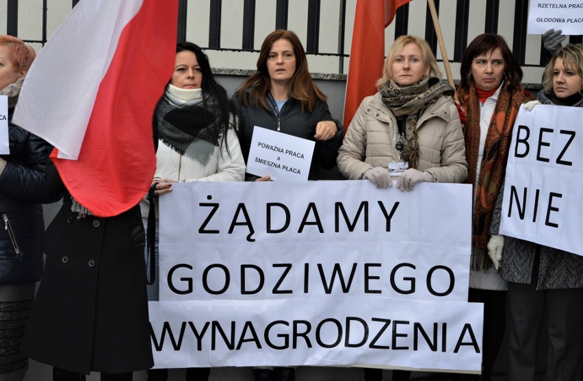 - Mamy takie same żołądki jak ministrowie i też chcemy...