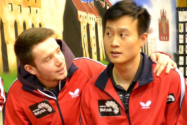 Patryk Zatówka (z lewej) i Wang Yang - tenisiści Olimpii-Unii Grudziądz, wystąpili w pierwszym w tym sezonie meczu Ligi Mistrzów, w Austrii.