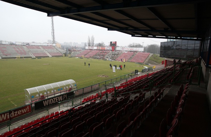 Stadion Widzewa Łódź przechodzi do historii. Zobacz zdjęcia obiektu tuż przed rozbiórką [ZDJĘCIA]