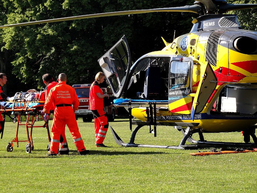 Wypadek w Sławnie: Helikopter zabrał rannego