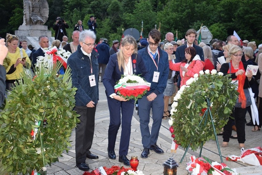 Olkuszanie wzięli udział w uroczystościach pod Monte Cassino. Reprezentowali Stowarzyszenie Kulturalne Polsko-Włoskie