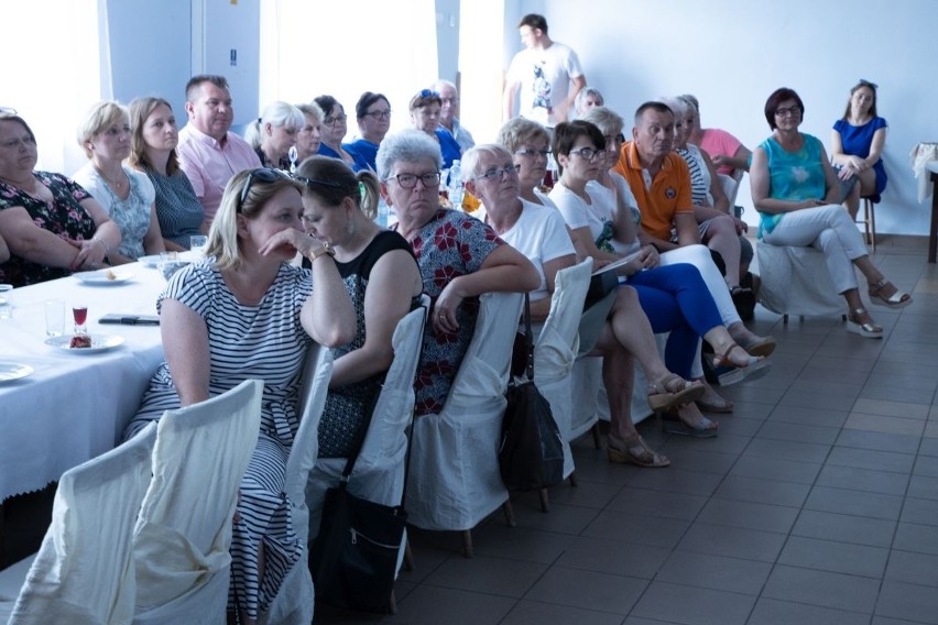 Spotkanie dla Kół Gospodyń Wiejskich z powiatu włoszczowskiego. Główny temat: pozyskiwanie pieniędzy pozarządowych (ZDJĘCIA)