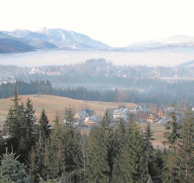 Smog w Zakopanem to duży problem. Dotacja z Wojewódzkiego Funduszu Ochrony Środowiska pomoże w walce o czyste powietrze