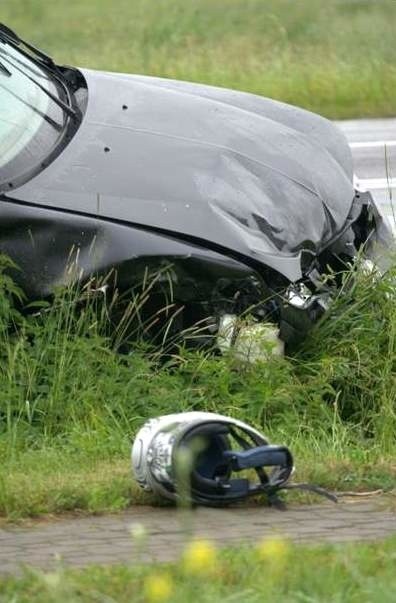 W wyniku wypadku na miejscu zginął 20-letni motocyklista z Warszawy.