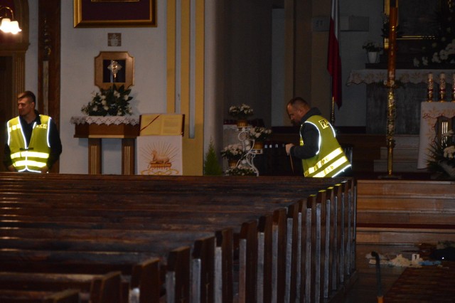 Policja ustala przyczyny tragicznego zdarzenia w kościele w Słubicach