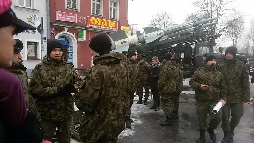 Oficjalne powitanie wojsk amerykańskich w Żaganiu przez...
