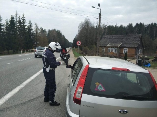 Podlascy policjanci przeprowadzili w poniedziałek działania kontrolno-prewencyjne „Kaskadowy pomiar prędkości”.
