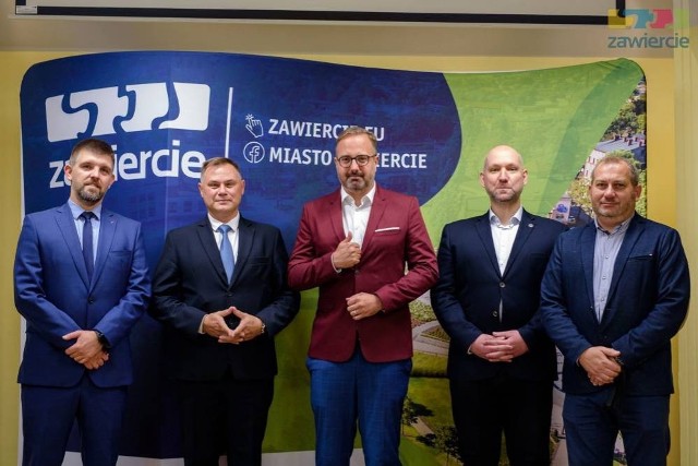 W Zawierciu podpisano umowę na trzy nowe autobusy elektryczne. Wykona je firma Solaris.