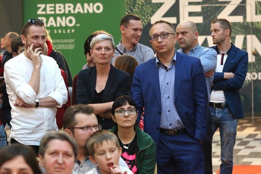 Wielka debata o przyszłości Świętokrzyskiego. Liderzy ugrupowań w Galerii Korona [TRANSMISJA]