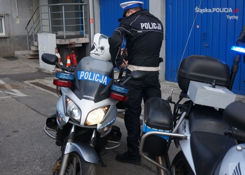 Ruszył sezon motocyklowy. Śląscy policjanci apelują o bezpieczną jazdę WIDEO