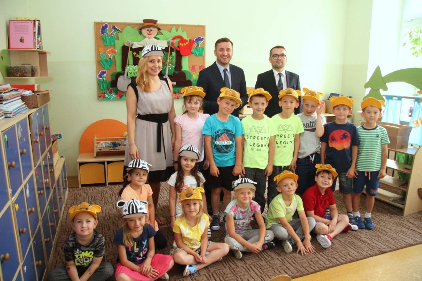 Egzotyczne czapeczki dla super przedszkolaków z Kielc! [WIDEO, ZDJĘCIA]