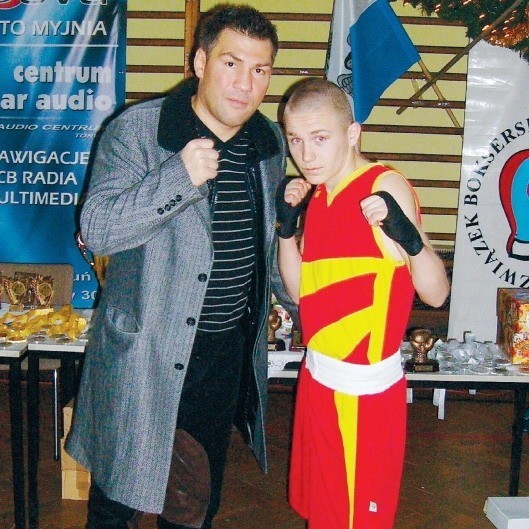 Przemysław Runowski (z prawej) z Dariuszem Michalczewskim.