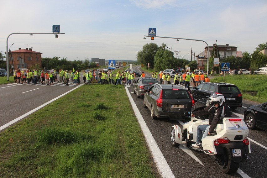 Nie chcemy ginąć na DK 1 - mówią mieszkańcy Ujejsca 