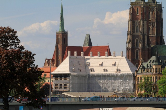 Tak wygląda budynek biblioteki, wybudowany na Ostrowie Tumskim