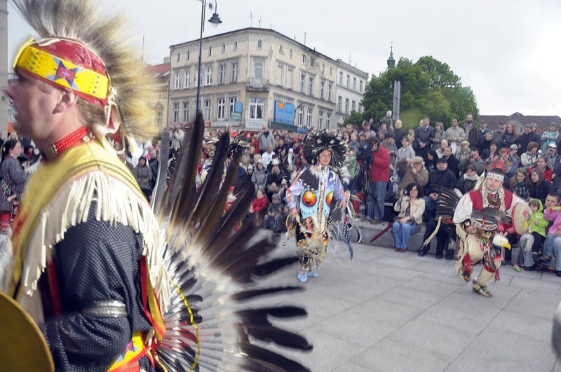 Tańce Indian-Noc Muzeów