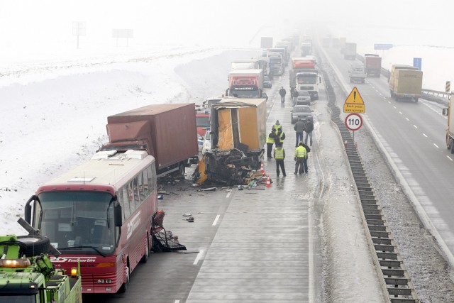 Wypadek na drodze S8 Warszawa - Wrocław, zdjęcie ilustracyjne