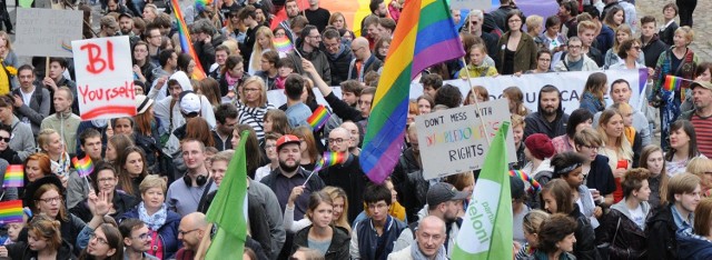 Zdaniem organizatorów w paradzie mogło wziąć udział nawet 35 tys. osób.