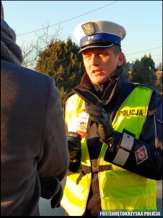 W ciągu kilku dni w Świętokrzyskiem policjanci zatrzymali blisko setkę pijanych kierowców [ZDJĘCIA]