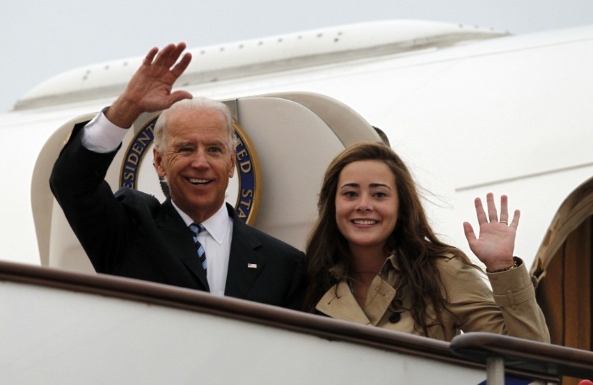 Joe Biden i jego wnuczka Naomi