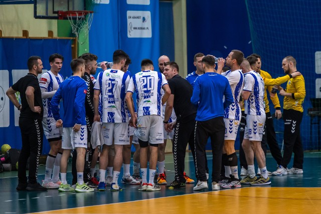 Handball Stal Mielec sprawiła nie miłą niespodziankę w Olsztynie.