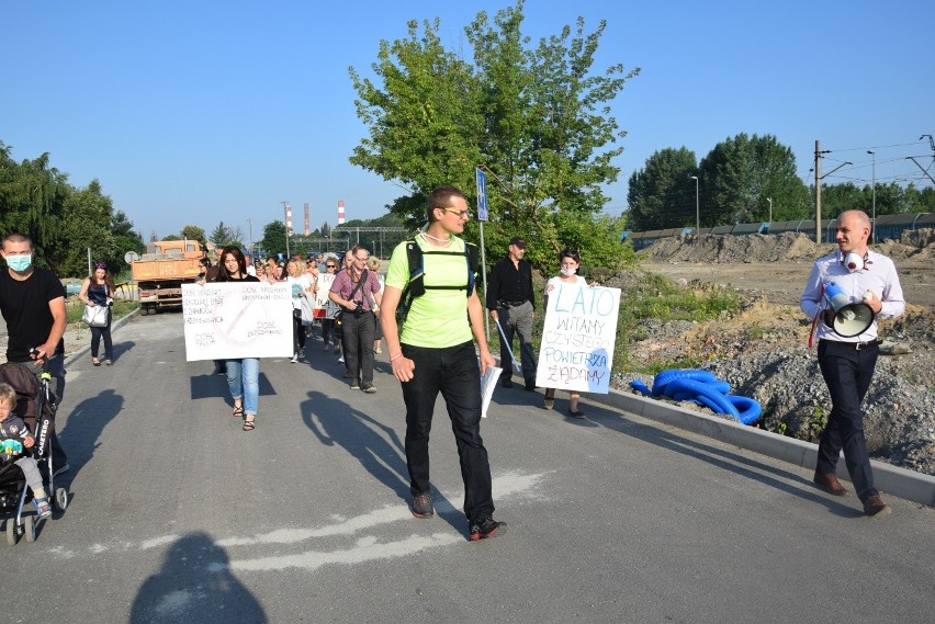 Około stu skawinian protestowało przeciw zatruwaniu...