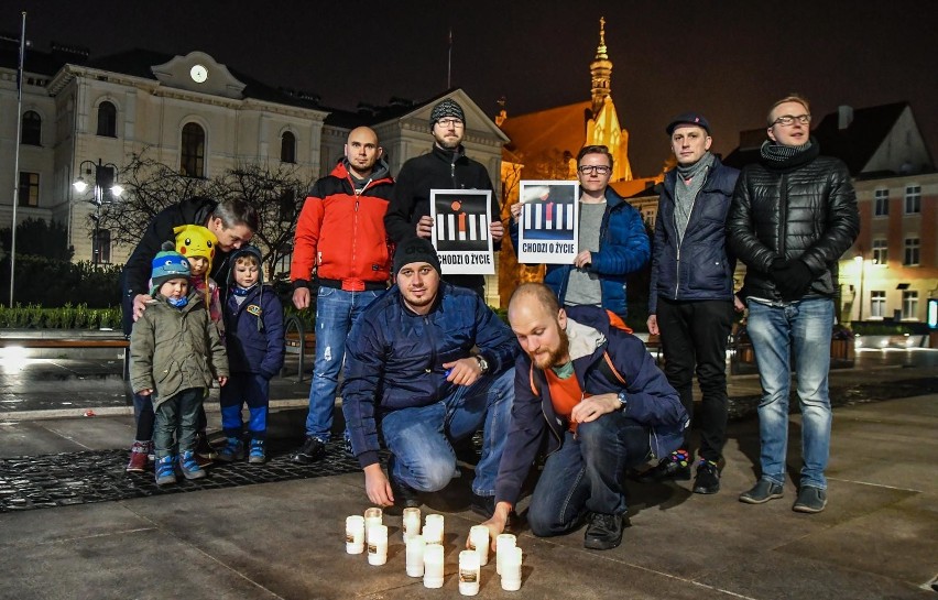 W niedzielę pod ratuszem odbył się happening w obronie...