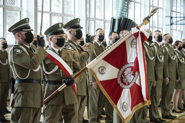 Centralny Ośrodek Szkolenia Straży Granicznej w Koszalinie jest jedną z trzech szkół, kształcącą kadry dla Straży Granicznej.