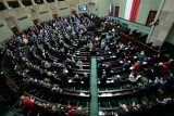 Wyniki głosowania nad ustawą sankcyjną. Sejm przyjął część poprawek Senatu 