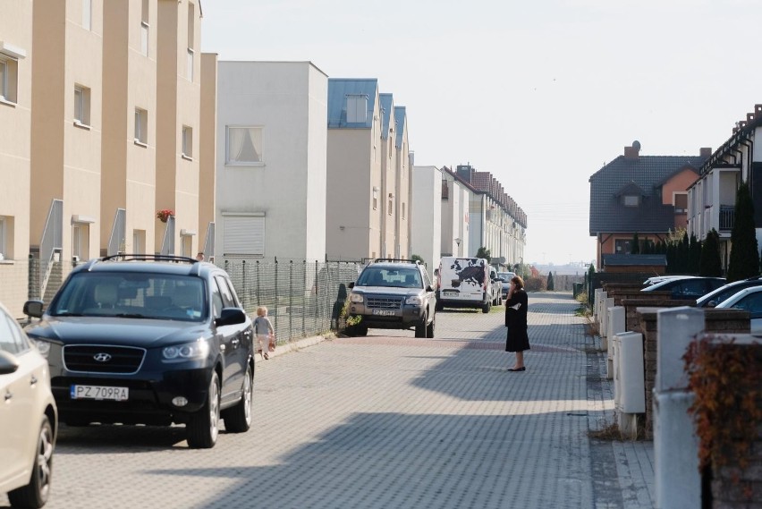 Policja przypuszcza, że sprawcami kradzieży w Plewiskach...