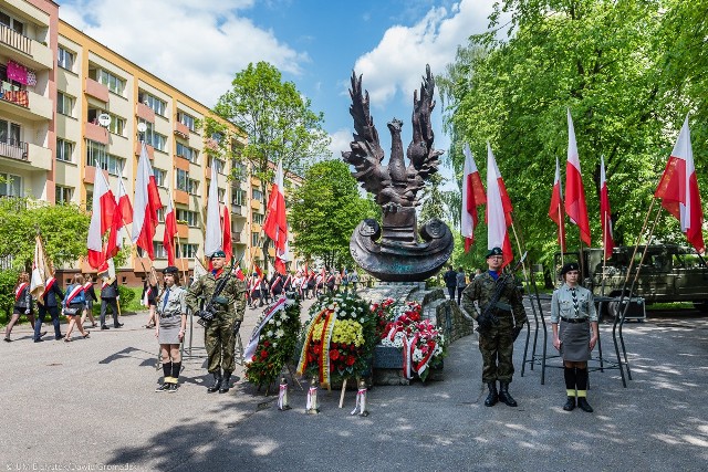 W 72. rocznicę bitwy pod Pomnikiem Sił Zbrojnych na Zachodzie przy ul. M. Curie-Skłodowskiej odbyły się uroczystości z udziałem wojska, służb mundurowych, środowisk kombatanckich, duchowieństwa i władz. W imieniu prezydenta Tadeusza Truskolaskiego kwiaty pod pomnikiem złożył jego zastępca Robert Jóźwiak.