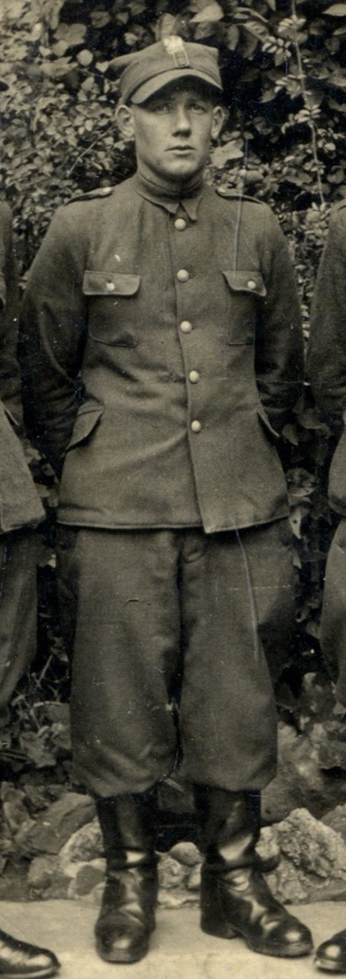 Jan Wojtowicz w polskim mundurze