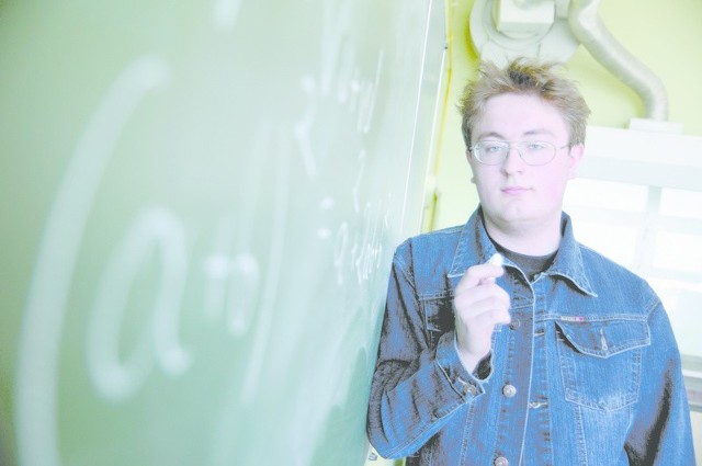 Krzysztof lekcje matematyki w liceum zamienił na zajęcia na UO. Jego prawdziwą pasją jest jednak kolej.