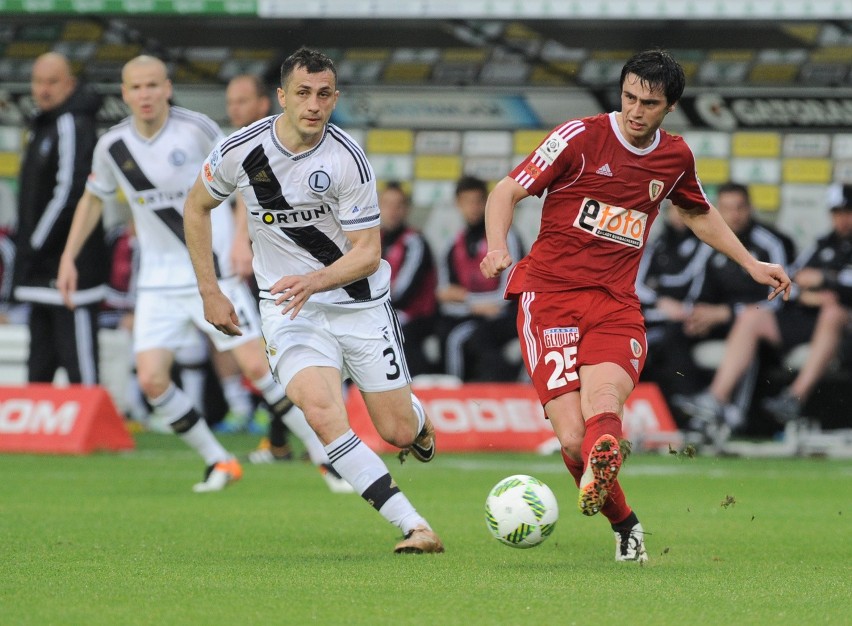 Legia Warszawa rozbiła Piasta Gliwice 4:0 i jest o krok od...