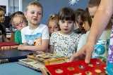 Przedszkolaki odwiedziły Bibliotekę Politechniki Białostockiej w ramach ogólnopolskiej akcji "Cała Polska czyta dzieciom"