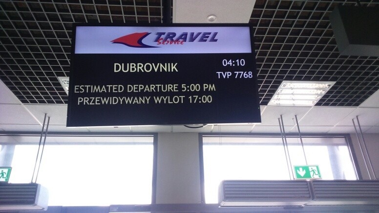 16 sierpnia, Pyrzowice: lot linii Travel do Dubrovnika jest...