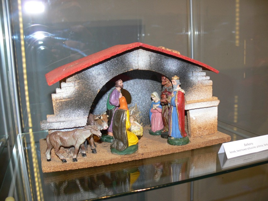 "Szopki bożonarodzeniowe różnych kultur” - niezwykła wystawa w Muzeum Okręgowym w Sandomierzu (ZDJĘCIE)