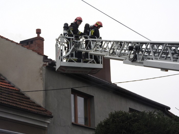 Wadowice. Sadza zatkała komin. Kobieta zatruła się dymem