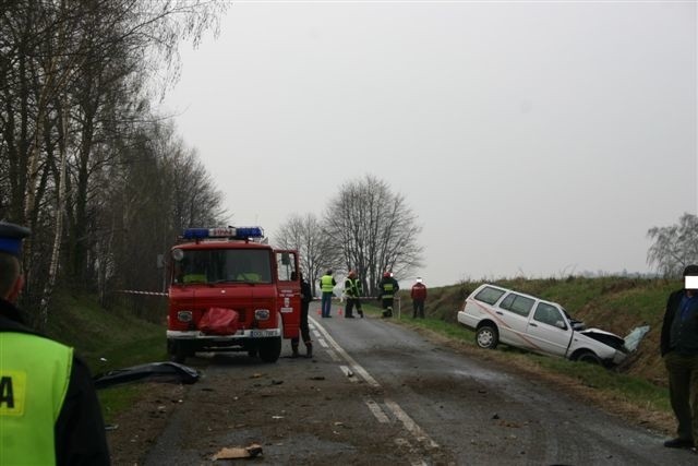 Zdziechowice-Nowa Wieś: Wypadek w powiecie oleskim. Zginąl...