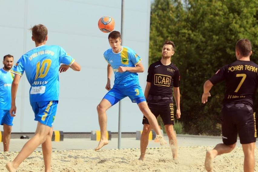 Turniej piłki plażowej w Lublinie. Nagrody dostali wychowankowie domu dziecka [ZDJĘCIA]