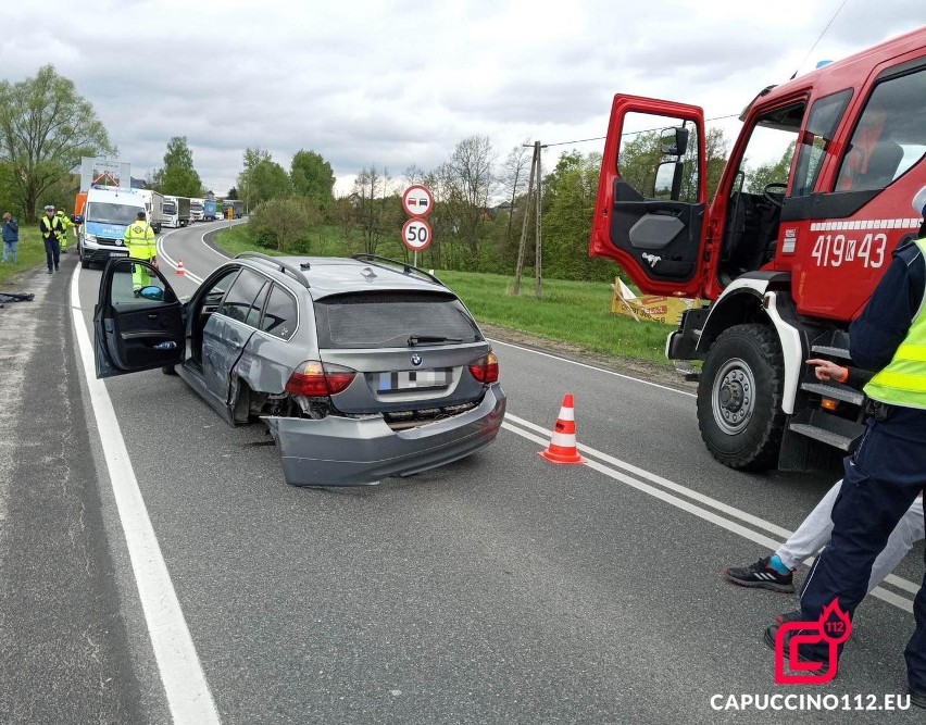 Z policyjnych ustaleń wynika, że kierowca toyoty, jadący w...