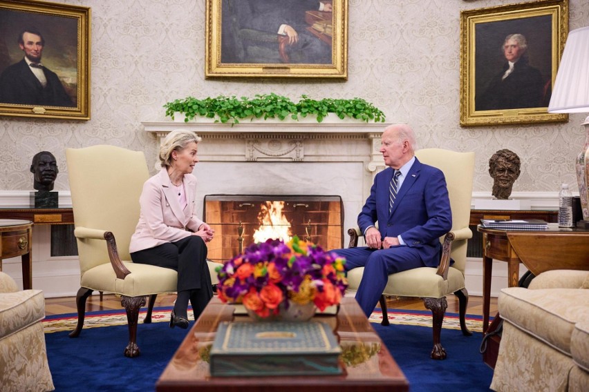 Ursula von der Leyen na spotkaniu z prezydentem Joe Bidenem