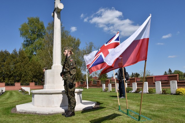 8 maja uroczystości w Malborku odbyły się m.in. na Cmentarzu Żołnierzy Wspólnoty Brytyjskiej.