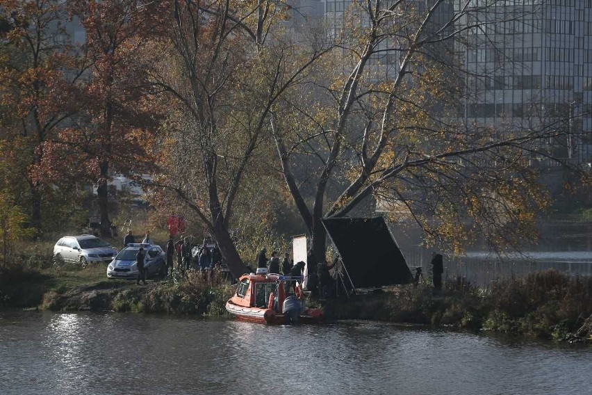 Wrocław: Policja i ratownicy nad Odrą. Co się dzieje? 