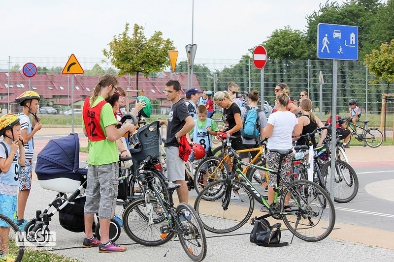 Przejechali na rowerach trasę na orientację w Żorach ZDJĘCIA