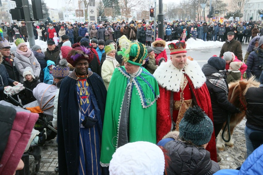 Orszak Trzech Króli w Świdniku. Zobacz na ZDJĘCIACH