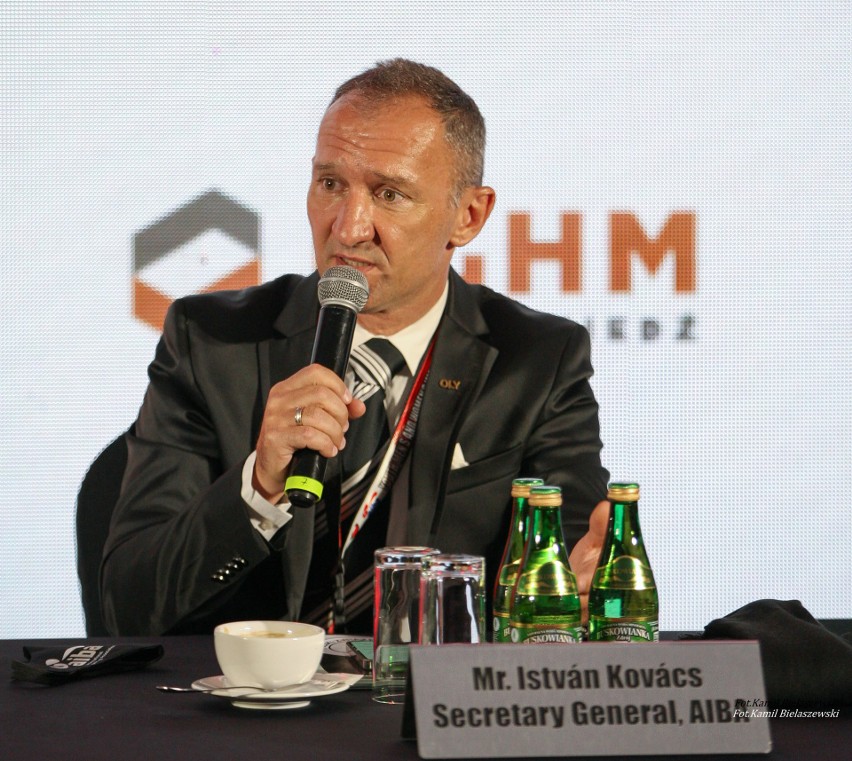 Istvan Kovacs, legenda węgierskiego boksu, opowiedział o swojej ciekawej karierze, Łomża Vive Kielce, Michalczewskim i Lewandowskim 